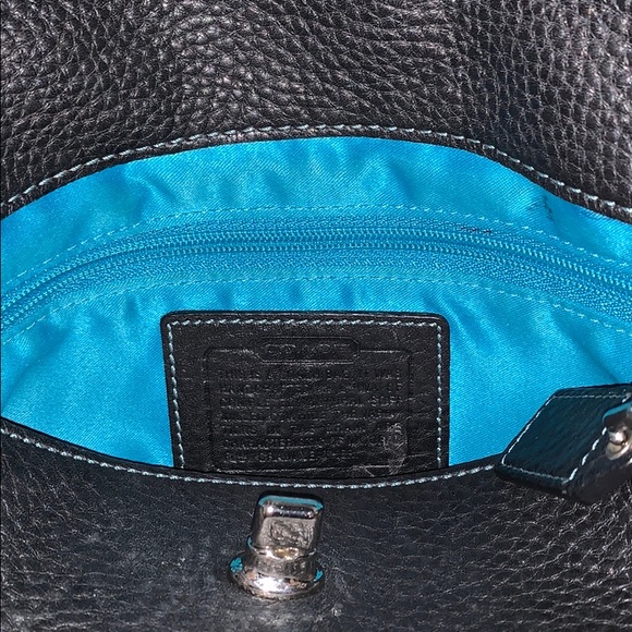 Beautiful classic black pebble leather coach bag!